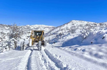 Bingöl’de 192 köy yolunda çalışmalar sürüyor 