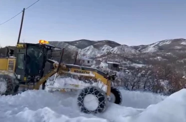 Bingöl’de kapalı köy yollarının büyük bölümü ulaşıma açıldı: 24 köy yolunda çalışmalar sürüyor 