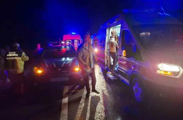 Bingöl’de trafik kazası: 8 yaralı 