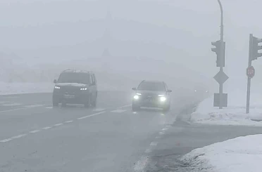 Bingöl’de yoğun sis görüş mesafesini düşürdü: Sürücüler zor anlar yaşadı 