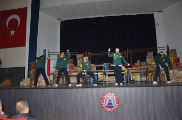 "Bir Kooperatif Macerası" Bafra’da sahnelendi 