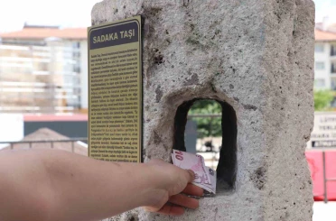 Birlik ve beraberliğin simgesi olan sadaka taşları günümüzde unutuldu 