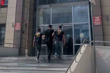 Bitlis’te ’kasten öldürme’ suçundan aranan şahıs sahte kimlikle yakalandı 