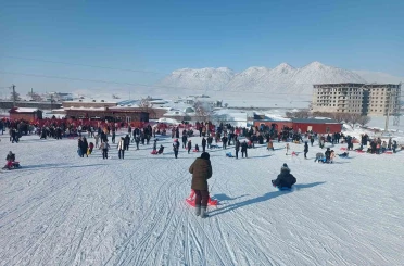 Bitlis’te kayak merkezine yoğun ilgi 