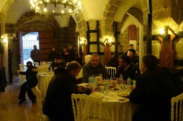 Bitlis’te yüzlerce vatandaşa iftar ikramı 