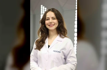 "Blefaroplastide amaç genç görünüm kadar göz sağlığını korumak" 