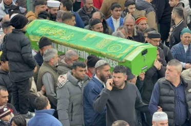 Boğazı kesilerek öldürülen pazarcı toprağa verildi 