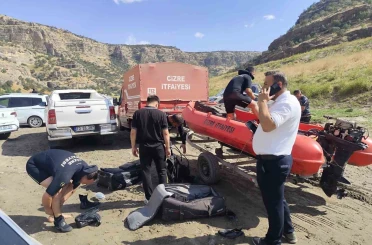 Boğulma tehlikesi geçiren ailesini kurtardı, kendisi hayatını kaybetti 