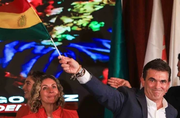 Bolivya’da 20 yıllık MAS iktidarı sona erdi: Yeni Devlet Başkanı merkez sağ adayı Paz oldu 