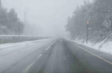 Bolu Dağı’nda kar yağışı sürüyor 