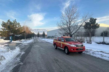 Bolu OSB’de mobilya imalat fabrikasında yangın paniği: İşçiler müdahale etti 