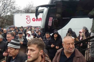 Bolu’da 37 kişilik umre kafilesi dualarla uğurlandı 