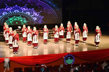 Bolu’da öğretmenlerden unutulmaz kültür ve sanat gecesi 