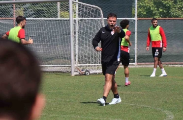 Boluspor yeni sezon hazırlıklarını günde çift idmanla sürdürüyor 