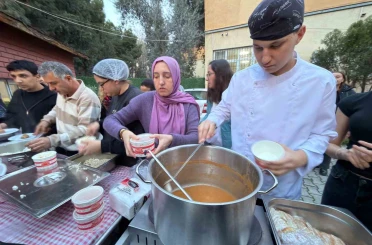 Bornova MTAL’de geleneksel iftar sofrası kuruldu 