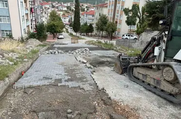 Boyabat’ta bozulan yollar onarılıyor