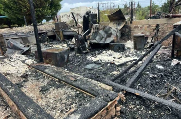 Bozcaada’da çıkan yangında otel kullanılamaz hale geldi 