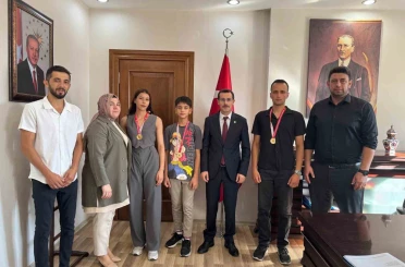 Bozdoğan Kaymakamı Polat, Zafer Kupası’nda madalya kazanan sporcuları tebrik etti 