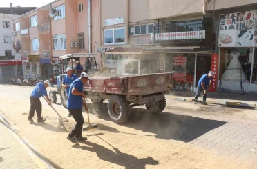 Bozdoğan’da doğalgaz çalışması sonrası yollarda temizlik çalışması 