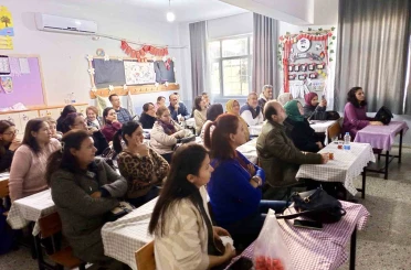Bozyazı’da öğretmenlere ’çocuklarda vücut sağlığı ve doğru postür’ eğitimi verildi 