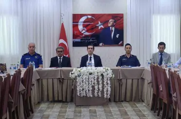 Bozyazı’da okul ve çevrelerinde güvenlik tedbirleri değerlendirildi
