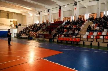 BŞEÜ’de "En İyi Narkotik Polisi Anne" projesi eğitimi düzenlendi 