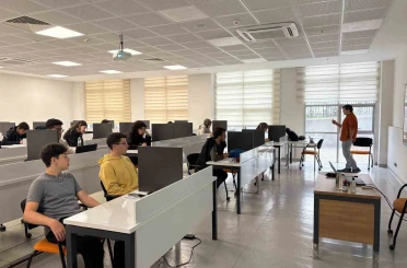 BTÜ’nün tercihten önce üniversiteni yaşa projesi tescillendi 