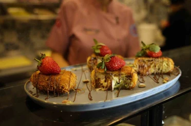 Bu da ‘Çikolatalı Kaymaklı Kadayıf Sarma’ 