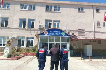 Buharkent’te 11 yıl hapis cezası ile aranan hükümlü yakalandı 