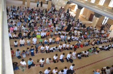 Bulanık’ta TÜGVA yaz okulu kapsamında 600 öğrenci camide buluştu 