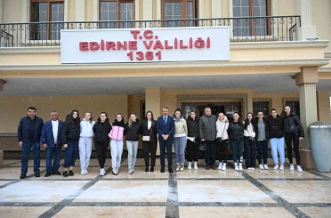 Bulgaristan Şampiyonu Kır Voleybol Takımı Edirne’de 