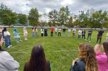 Bulgaristan’dan gelen gençler Kocaeli’de eğitim kampında 