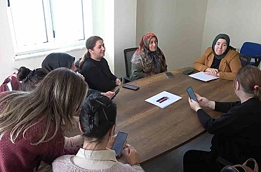 Burdur Aile Akademisi’nde aile içi iletişim ve şiddetle mücadele eğitimleri aralıksız sürüyor 