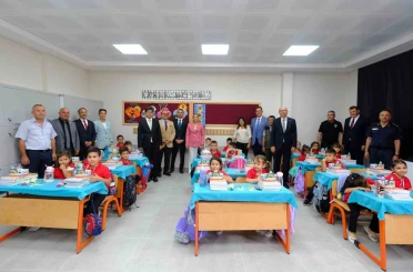 Burdur’da 41 bin 405 öğrenci için ders zili çaldı 