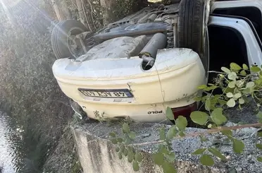 Burdur’da otomobil dereye yuvarlandı: 1 yaralı