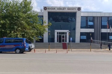 Burdur’da polise saldıran koca tutuklandı, karısı adli kontrolle serbest