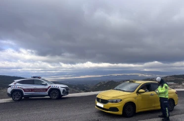 Burdur’da son 1 haftada 12 bin 272 araç ve sürücüsü sorgulandı 