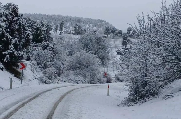 Burdur’un yüksek kesimlerinde kar yağışı etkili oldu 