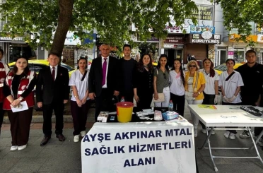 Burhaniye’de genç sağlıkçılar mesleklerini tanıttılar 