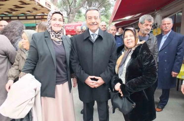 Burhaniye’de kadın muhtarlar bayramlaşma programına katıldı 