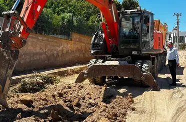 Burhaniye’de sahil yoluna Büyükşehir desteği
