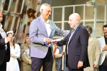 Bursa Şehir Tiyatrosu, sezona ‘merhaba’ dedi 