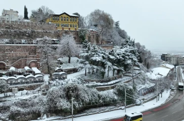 Bursa yeni yıla karla uyandı...Beyaz güzellik havadan böyle görüntülendi 