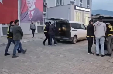Bursa’da 3 kişinin yaralandığı çatışmanın failleri yakalandı 
