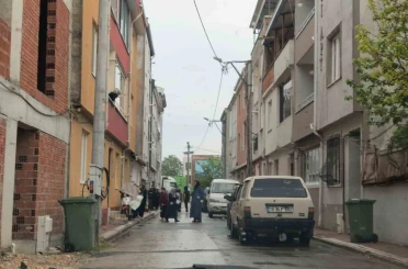 Bursa’da balkondan düşen kadın ağır yaralandı 