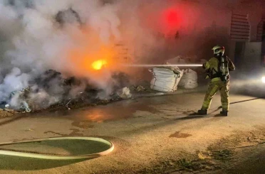Bursa’da fabrika bahçesinde çıkan yangın korkuttu 