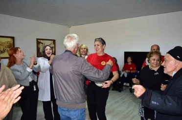 Bursa’da huzurevi sakinlerine moral konseri 