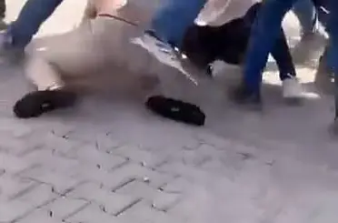 Bursa’da inşaat işçileri ile müteahhit birbirine girdi: 8 yaralı
