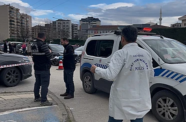 Bursa’da kadın öğretmen okul önünde silahlı saldırıya uğradı 