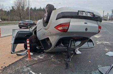 Bursa’da otomobil takla attı: Şans eseri yaralanan olmadı 
